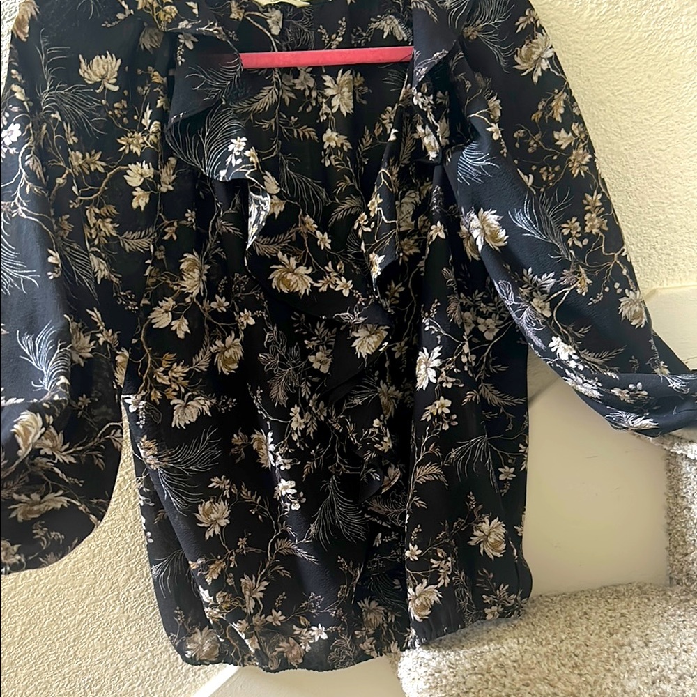 Black Floral Ruffle Blouse